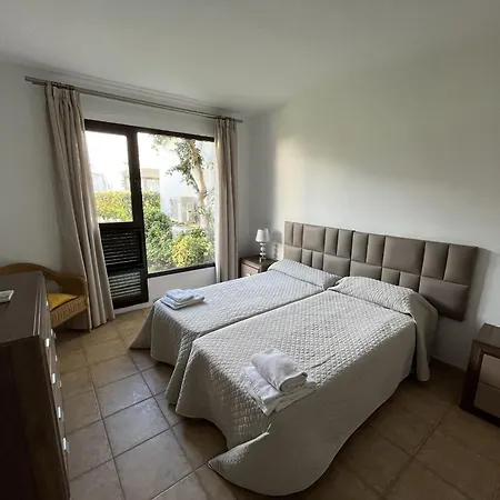 Apartamento - Playa - 2 Con Amplio Jardín Al Lado Del Mar Ev1 Estepona