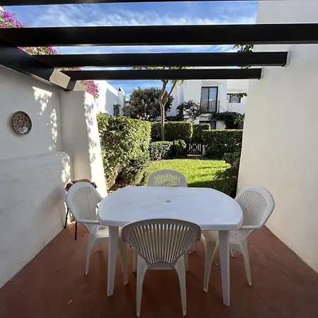 - Playa - 2 Con Amplio Jardin Al Lado Del Mar Ev1 אסטפונה