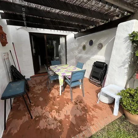 - Playa - 2 Con Amplio Jardin Al Lado Del Mar Ev1 דירה